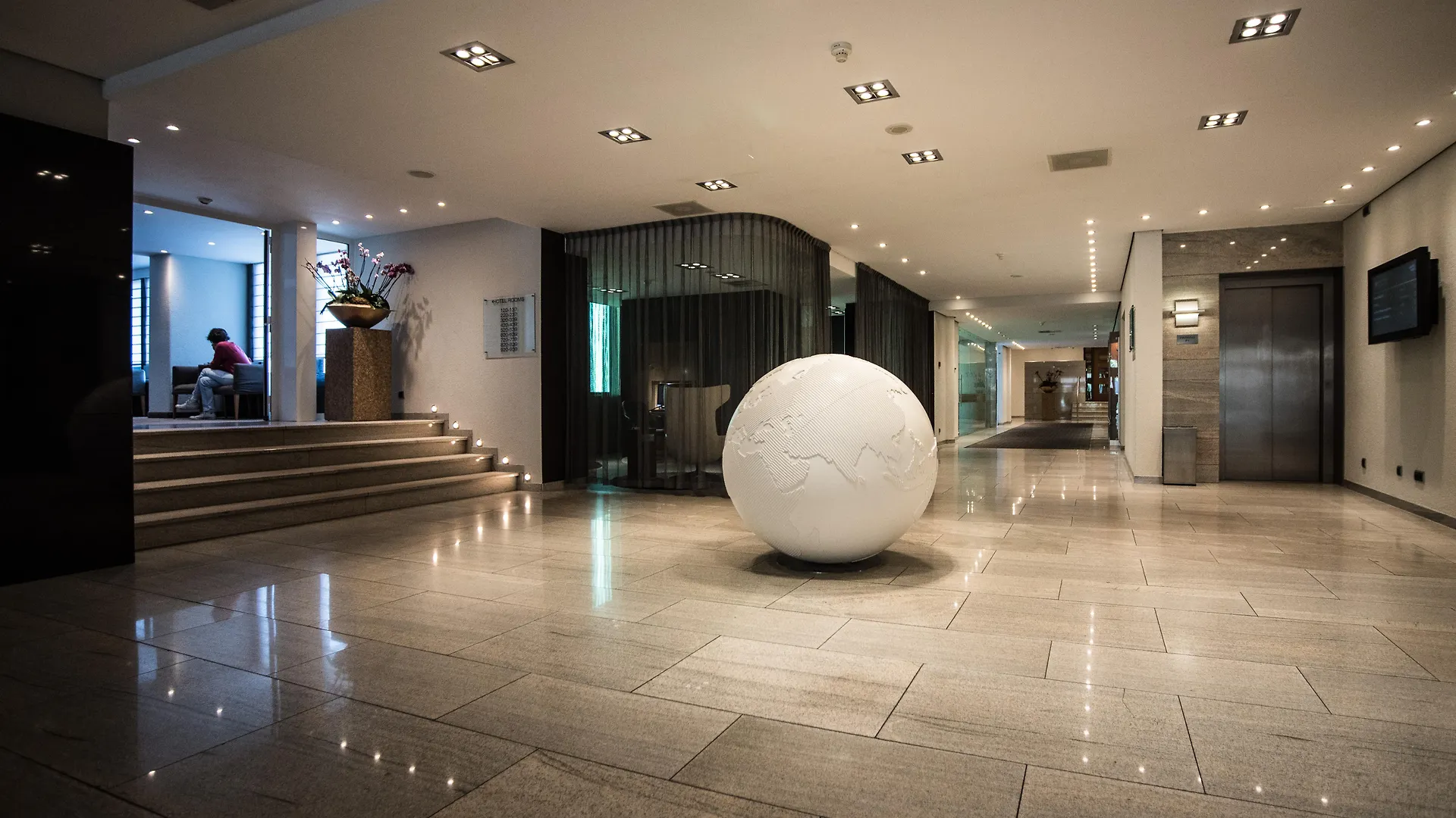 Hotel Pullman Eindhoven Cocagne 4*,